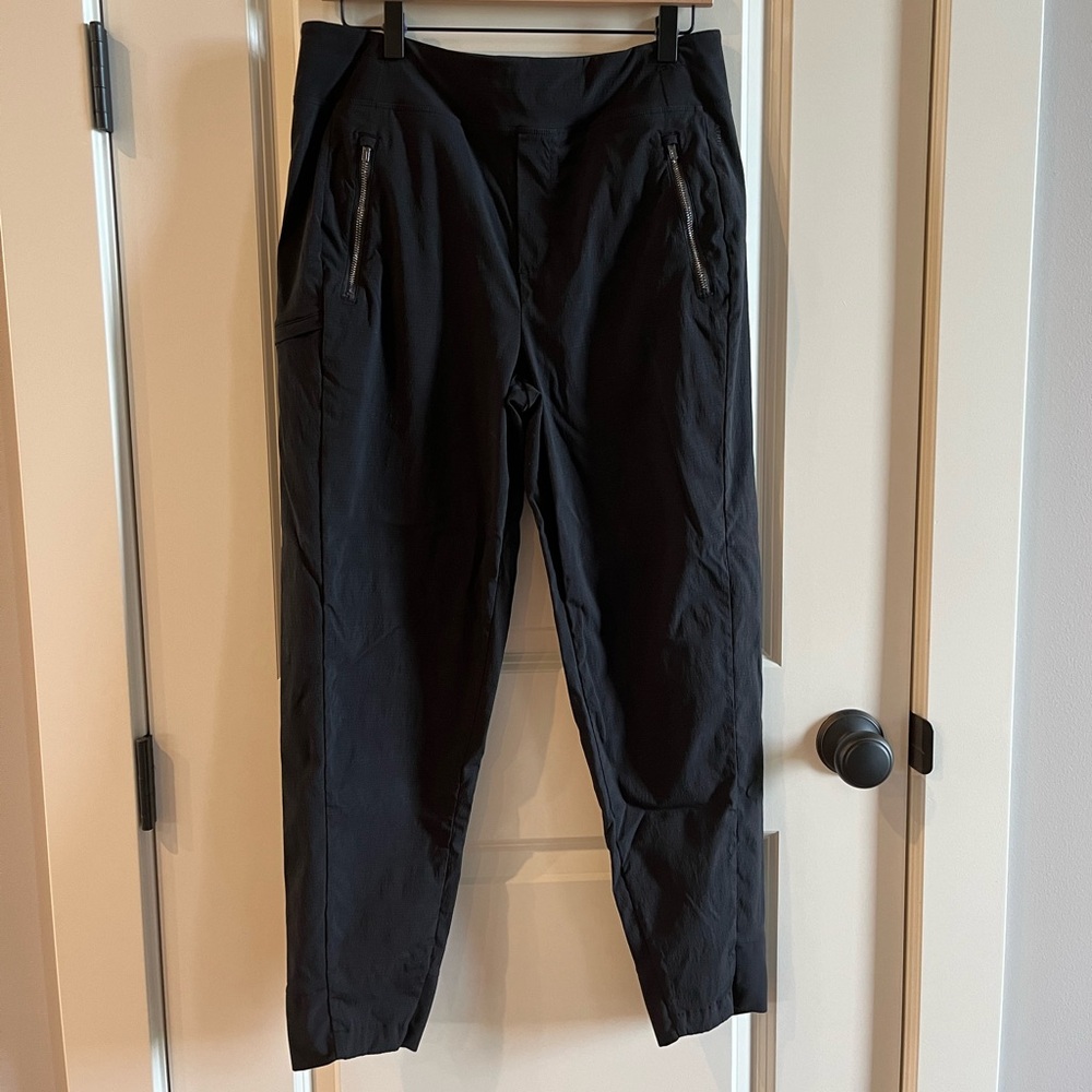 Athleta Trekkie North joggers. Size 10.